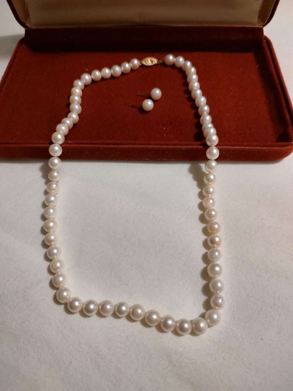 Labor Day Special UNO Pearl Bead Necklace and Stud Earrings in White